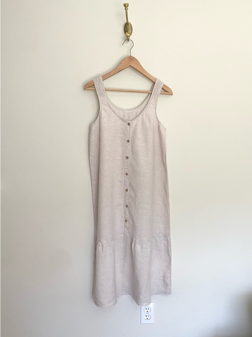 100% linen button-front ruffle hem dress